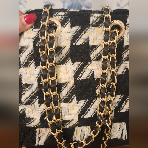 Nordstrom "Colette Bucket Bag" by btb Los Angeles - Picture 3 of 5